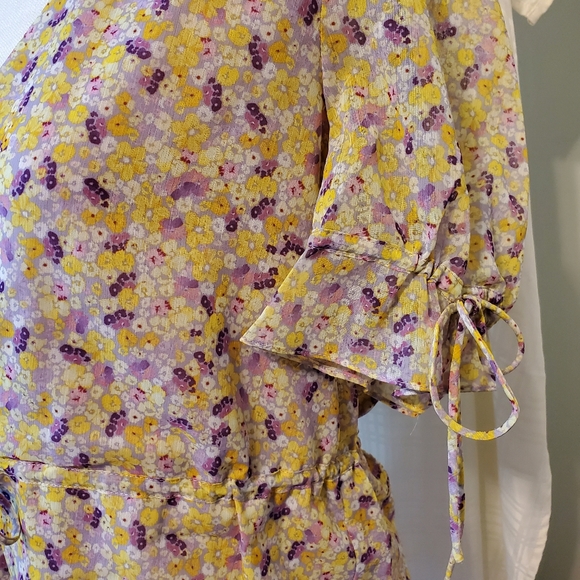 The East Order Arlo top boho floral M - Picture 10 of 15